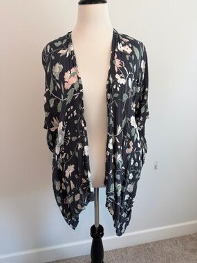 LOFT Black Floral Draped Open-Front kimono
